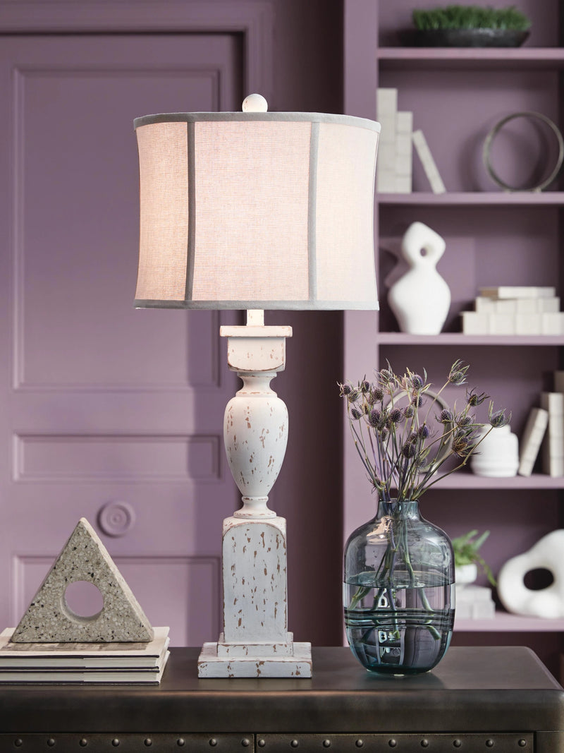 Madsbrook Table Lamp