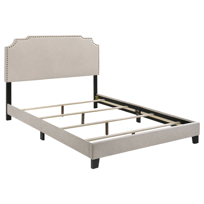 Tamarac Panel Bed