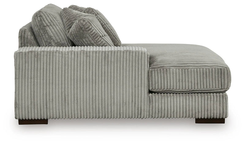 Lindyn Sectional with Chaise