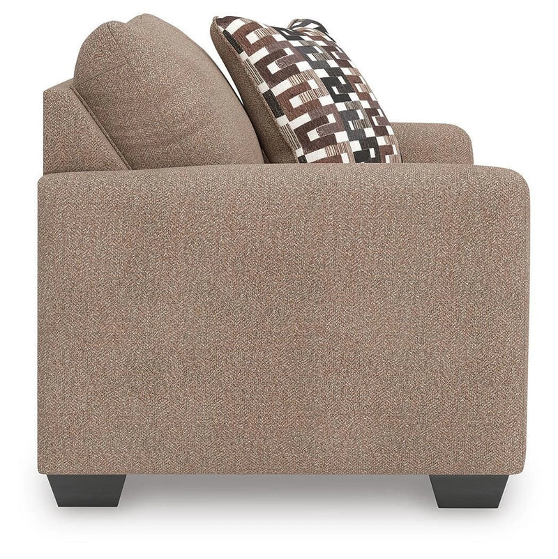 Triston-Peaks Oversized Chair