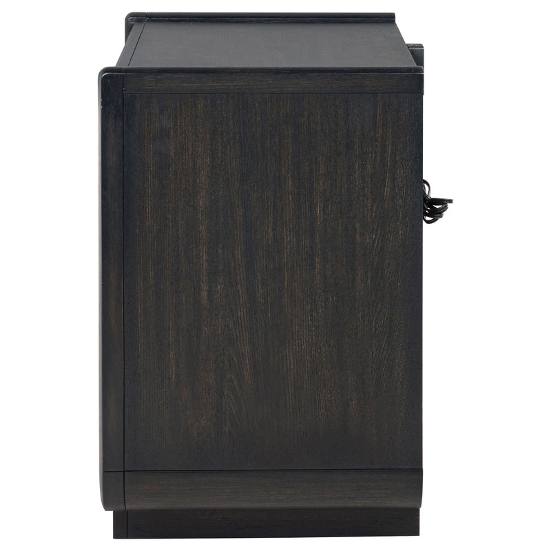 Leandro Nightstand